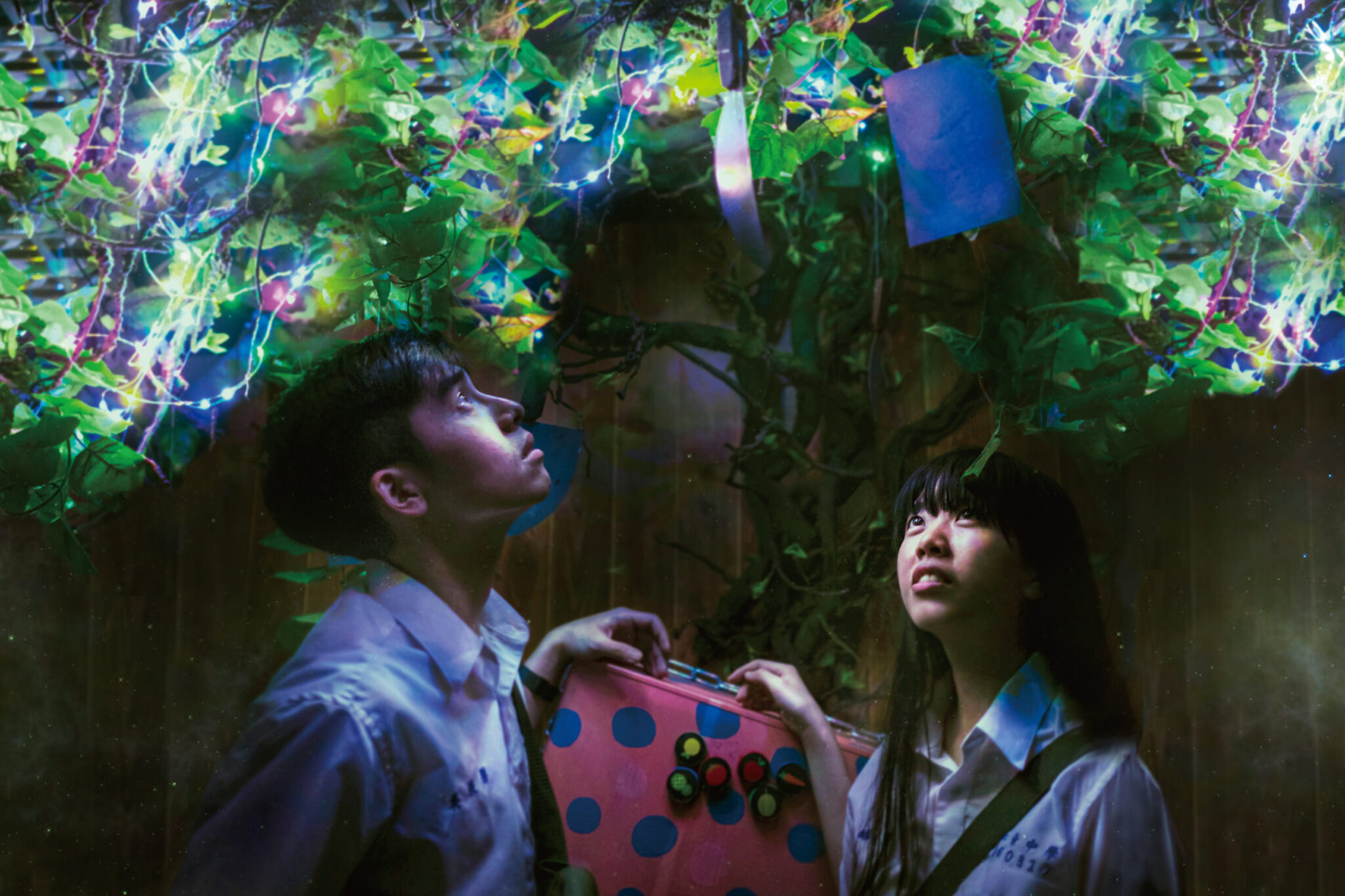 我們的秘密2560X1707RGB